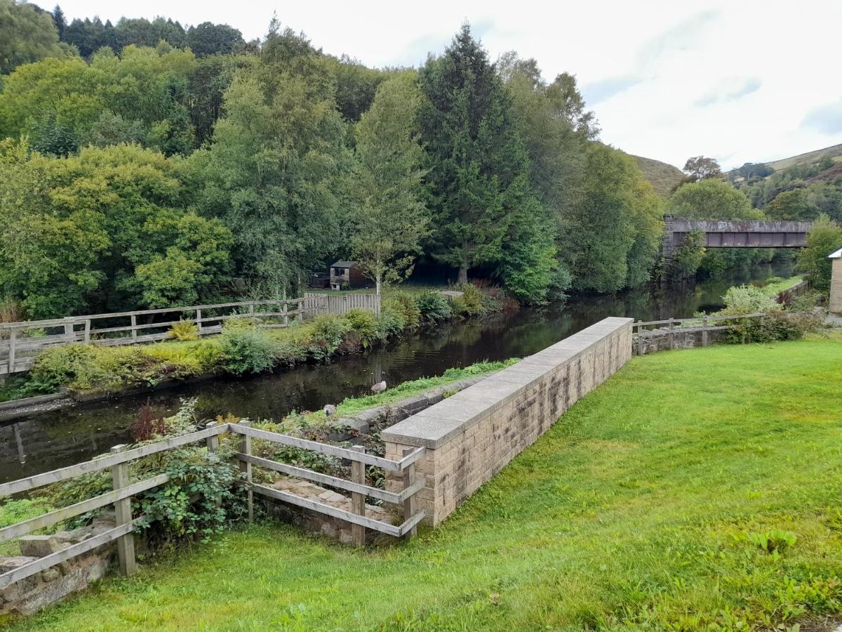 Canal View Todmorden Extérieur photo